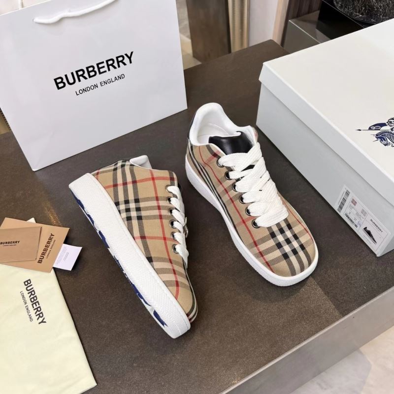 Burberry Low Shoes